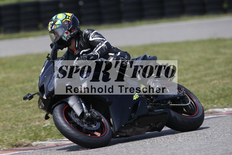 /27 12.06.2025 Ducati Schweiz Trackday Warmup  ADR/blau-bleu/3